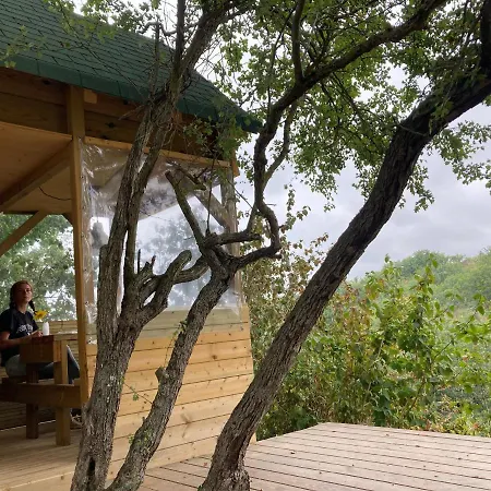 キャンプ場 Bivouac Avec Echelle A L'ombre Des Chenes Idrac-Respailles